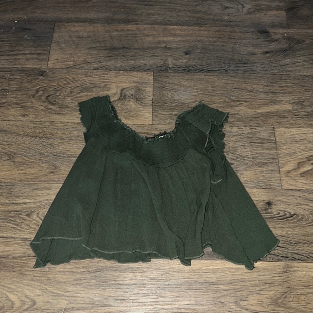 Small green shirt - I think it’s from pacsun - there is no liner inside